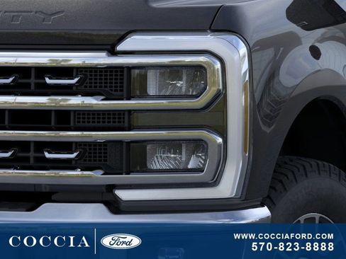 New 2026 Ford F350 Lariat w/ FX4 Off-Road Package AWD/4WD image 18