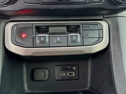 Used 2020 GMC Acadia Denali w/ Trailering Package AWD/4WD image 17