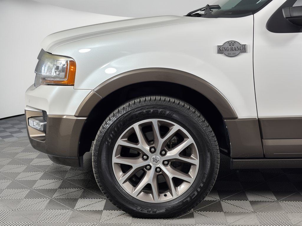 Used 2015 Ford Expedition King Ranch RWD image 13
