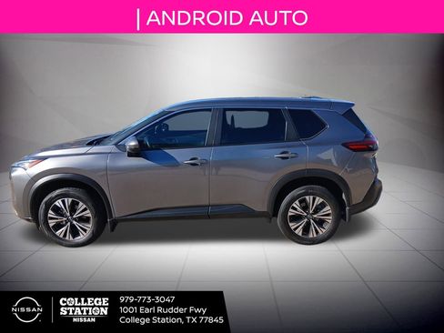 Used 2023 Nissan Rogue SV image 7