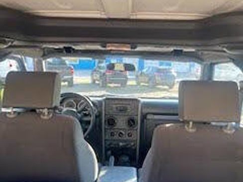 Used 2010 Jeep Wrangler Sport image 10