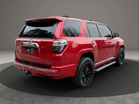 Used 2018 Toyota 4Runner Limited image 4