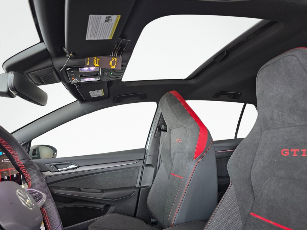 New 2026 Volkswagen GTI SE FWD image 17