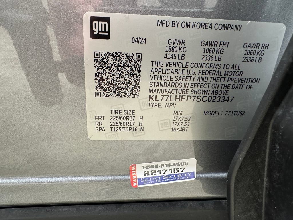 Used 2025 Chevrolet Trax LT w/ Driver Confidence Package FWD image 28