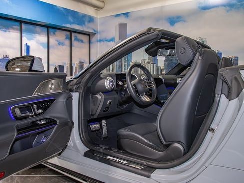 Certified 2023 Mercedes-Benz SL 55 AMG 4MATIC image 15