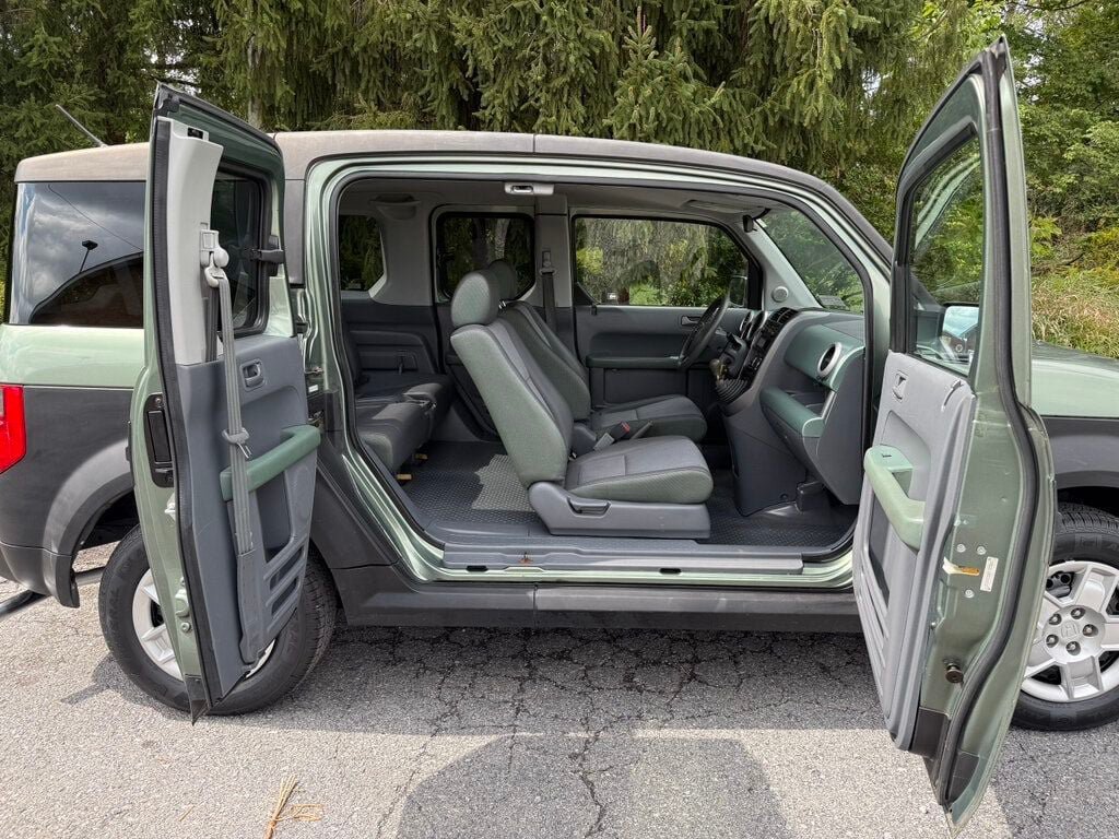 Used 2005 Honda Element LX image 42