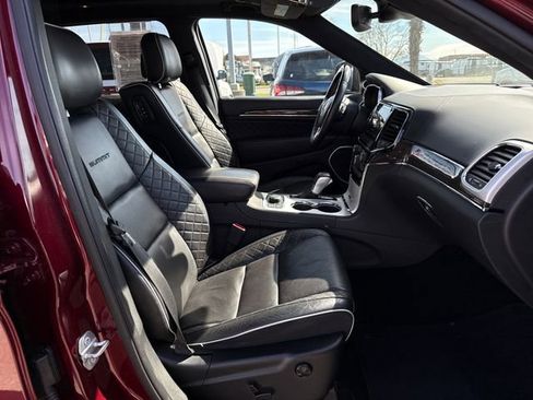 Used 2019 Jeep Grand Cherokee Summit image 11