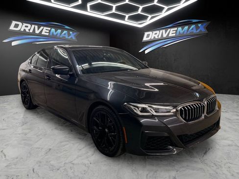 Used 2021 BMW 540i xDrive w/ M Sport Package AWD/4WD image 3