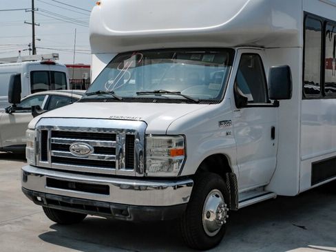 Used 2014 Ford E-350 and Econoline 350 Super Duty image 7