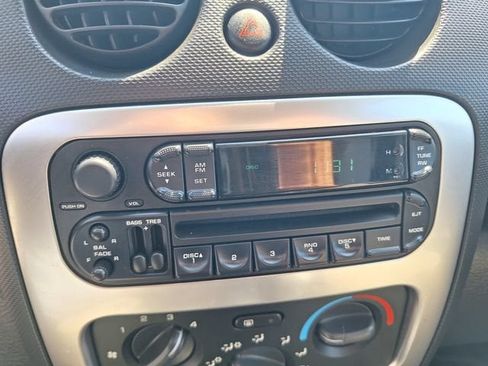 Used 2004 Jeep Liberty Sport w/ PWR Convenience Group AWD/4WD image 22
