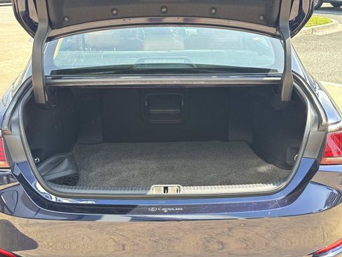 Used 2023 Lexus ES 350 w/ Premium Package FWD image 13