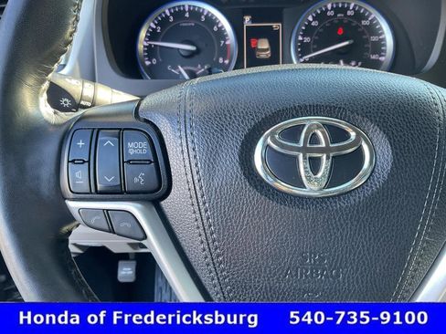 Used 2019 Toyota Highlander Limited Platinum image 33