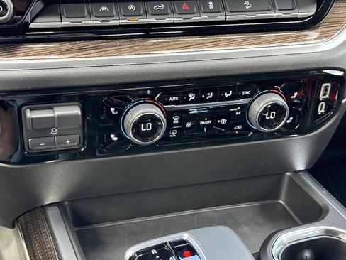 New 2026 Chevrolet Silverado 1500 RST AWD/4WD image 25