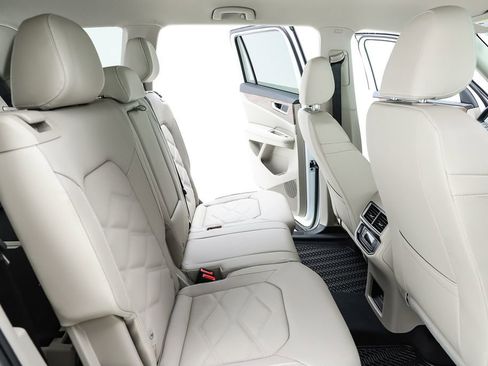 New 2026 Volkswagen Atlas SE image 73