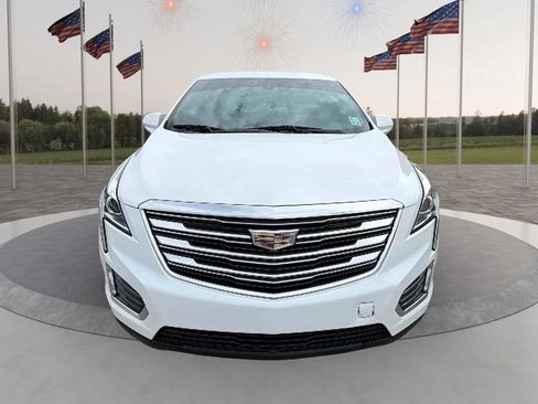 Used 2017 Cadillac XT5 FWD w/ LPO, Wheel Lock Package image 9