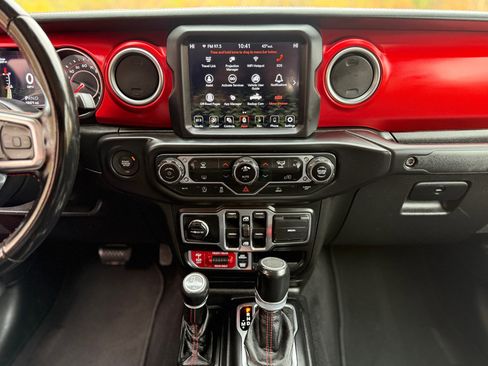 Used 2020 Jeep Gladiator Rubicon image 20