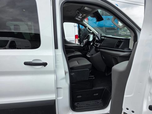 Used 2024 Ford Transit 350 XLT RWD image 19