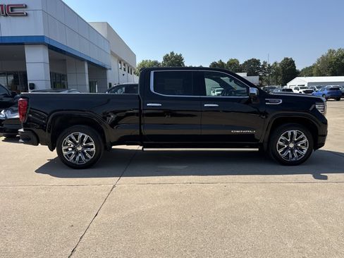 New 2026 GMC Sierra 1500 Denali w/ Denali Reserve Package AWD/4WD image 2