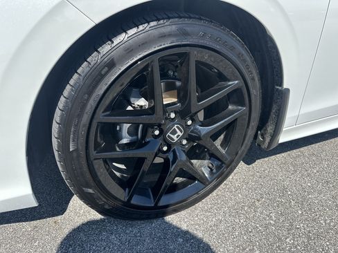 Certified 2025 Honda Civic Sport image 8