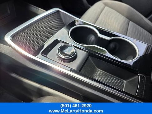 Used 2026 Chevrolet Equinox LT FWD image 28