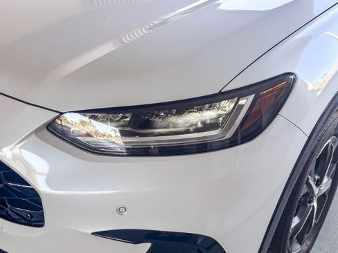 Used 2024 Honda HR-V EX-L image 9