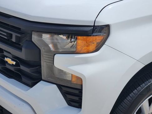 Used 2024 Chevrolet Silverado 1500 Custom AWD/4WD image 9