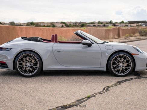 Used 2024 Porsche 911 Carrera image 9