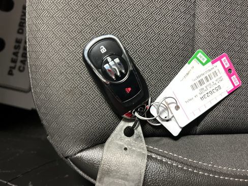 Used 2024 Buick Encore GX Preferred FWD image 22