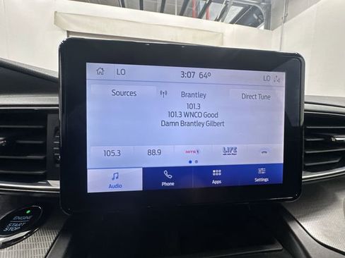 Used 2020 Ford Explorer XLT w/ Equipment Group 202A image 13