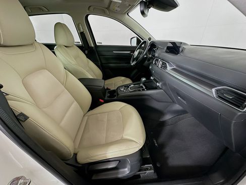 Used 2019 MAZDA CX-5 Touring FWD image 32