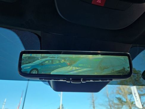 Used 2025 Kia Sorento SX Prestige w/ Sage Leather Package image 28