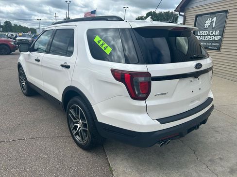Used 2019 Ford Explorer Sport w/ Equipment Group 401A AWD/4WD image 7