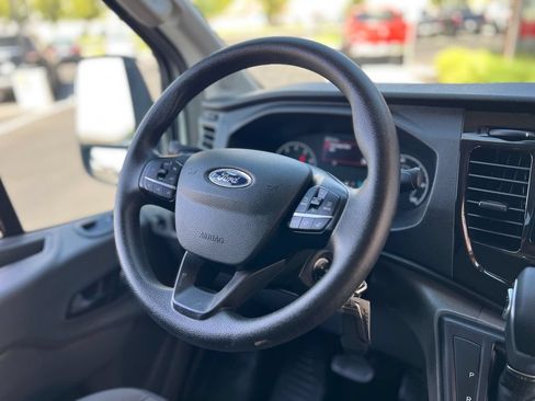 Used 2024 Ford Transit 350 XLT RWD image 11