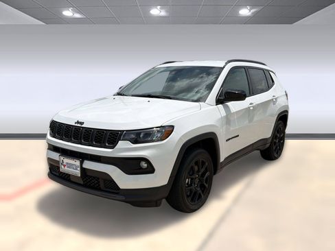 New 2026 Jeep Compass Latitude AWD/4WD image 1