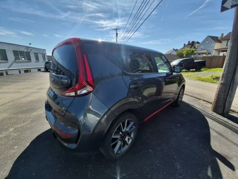 Used 2022 Kia Soul GT-Line FWD image 7