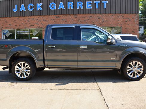 Used 2016 Ford F150 Lariat w/ Equipment Group 502A Luxury AWD/4WD image 30