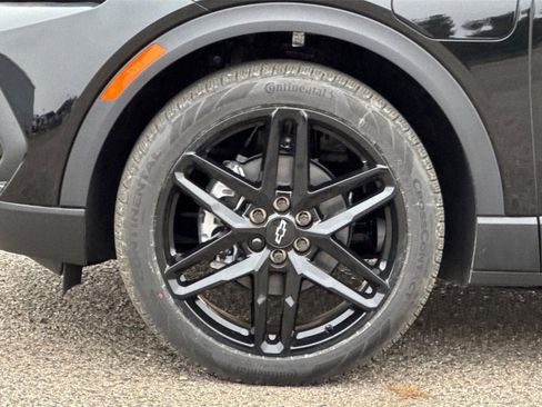 New 2026 Chevrolet Equinox EV LT w/ LPO, Blackout Package image 25