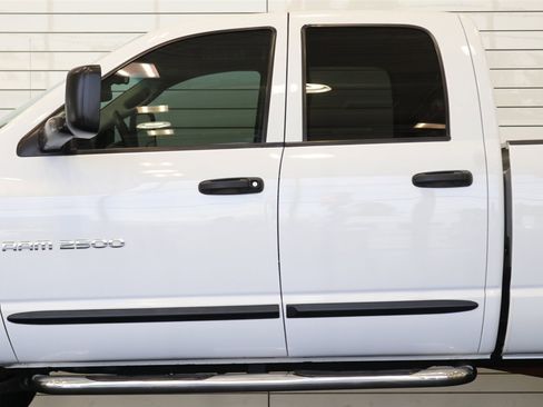 Used 2005 Dodge Ram 2500 Truck SLT w/ Quad Cab Big Horn Value Group AWD/4WD image 46