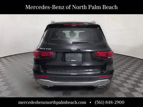 Used 2023 Mercedes-Benz GLB 250 image 5