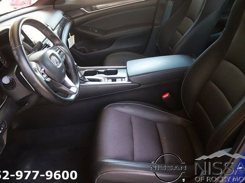 Used 2022 Honda Accord Sport image 12