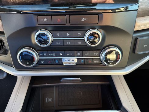 Certified 2024 Ford Expedition Max Limited image 26