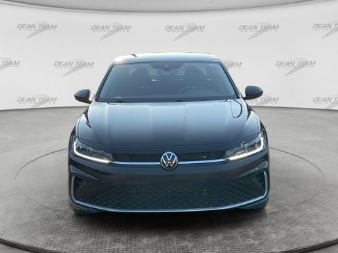 Used 2025 Volkswagen Jetta S FWD image 2