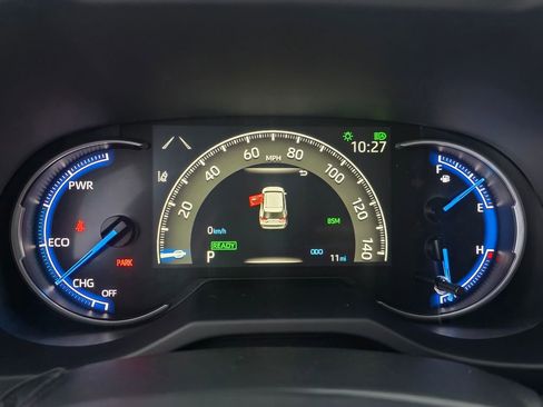 Used 2025 Toyota RAV4 XLE image 15