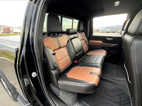 Used 2020 Chevrolet Silverado 3500 High Country w/ Z71 Off-Road Package image 28