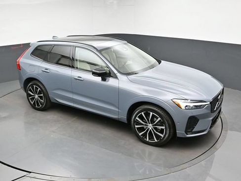 Used 2023 Volvo XC60 B5 Ultimate w/ Climate Package AWD/4WD image 47