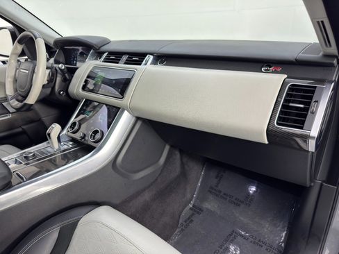 Used 2022 Land Rover Range Rover Sport SVR Carbon Edition image 15