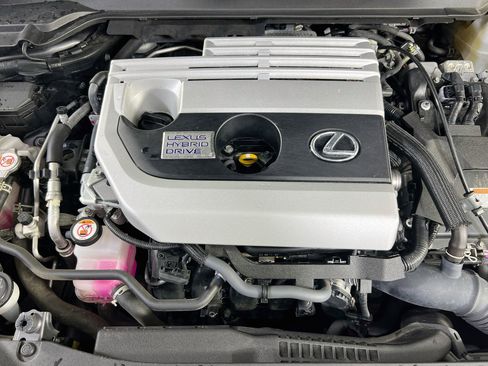 Used 2022 Lexus UX 250h w/ Premium Package AWD/4WD image 29