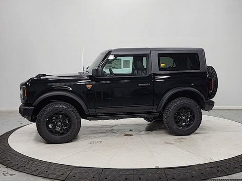 New 2026 Ford Bronco Badlands AWD/4WD image 4