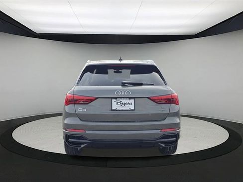 Certified 2022 Audi Q3 2.0T Premium Plus image 6