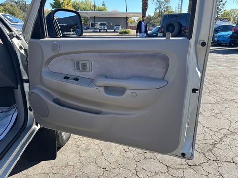 Used 2002 Toyota Tacoma PreRunner image 11